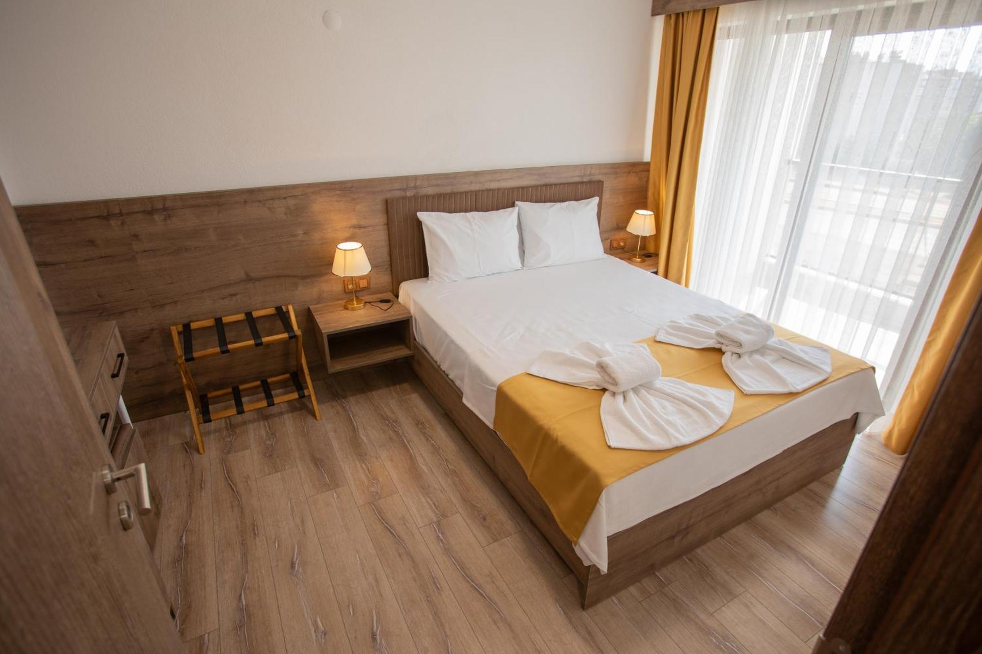 E87 Highway Otel Burhaniye Ngoại thất bức ảnh