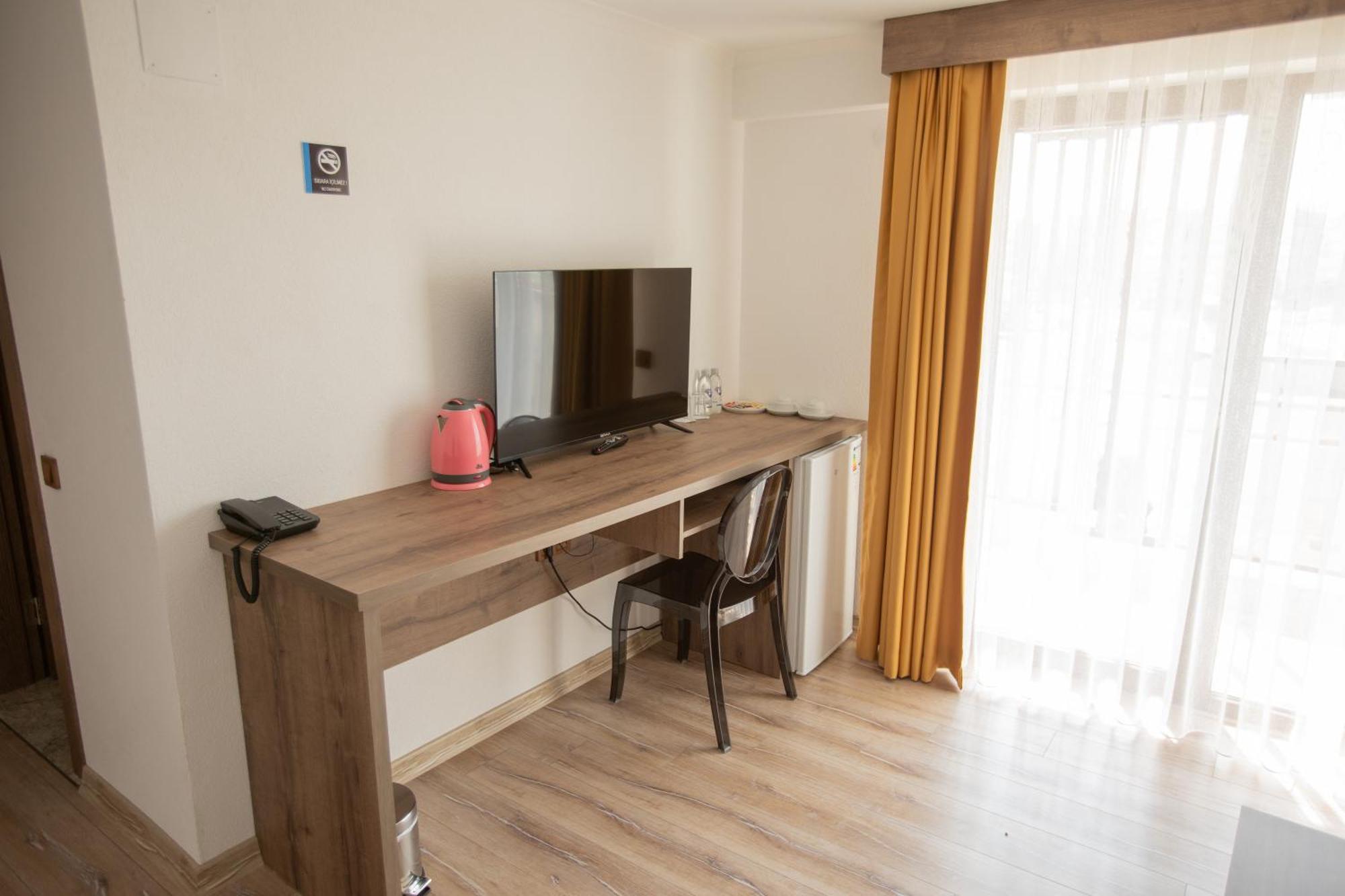 E87 Highway Otel Burhaniye Ngoại thất bức ảnh