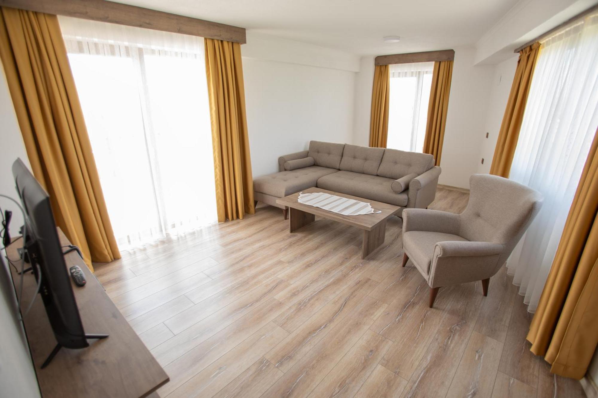 E87 Highway Otel Burhaniye Ngoại thất bức ảnh
