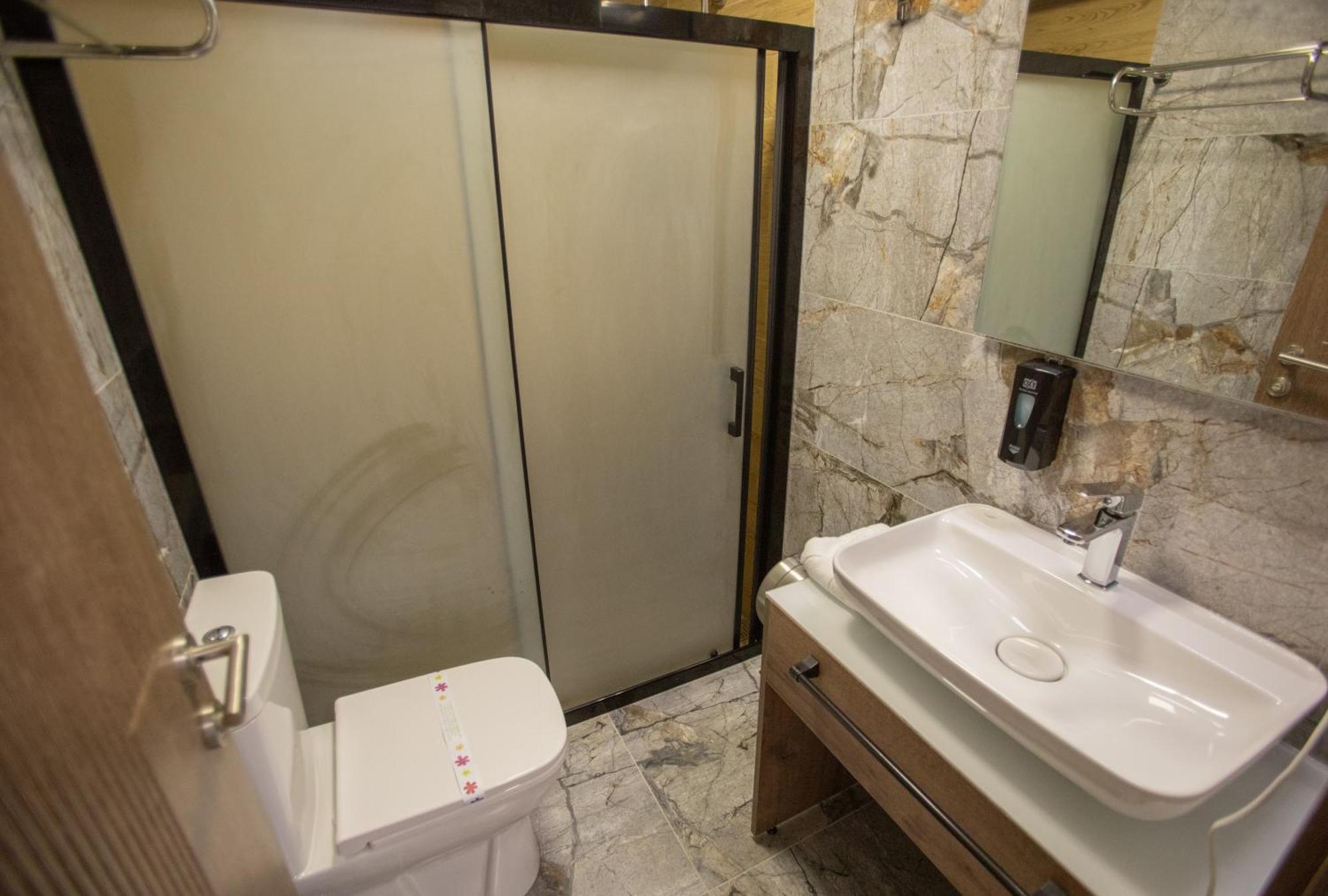 E87 Highway Otel Burhaniye Ngoại thất bức ảnh