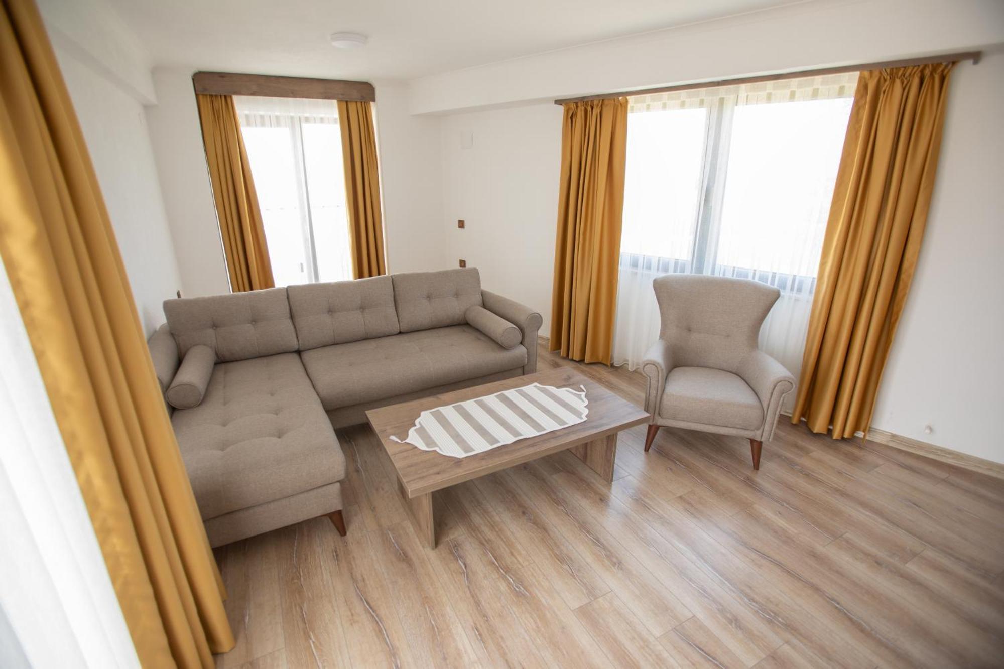 E87 Highway Otel Burhaniye Ngoại thất bức ảnh