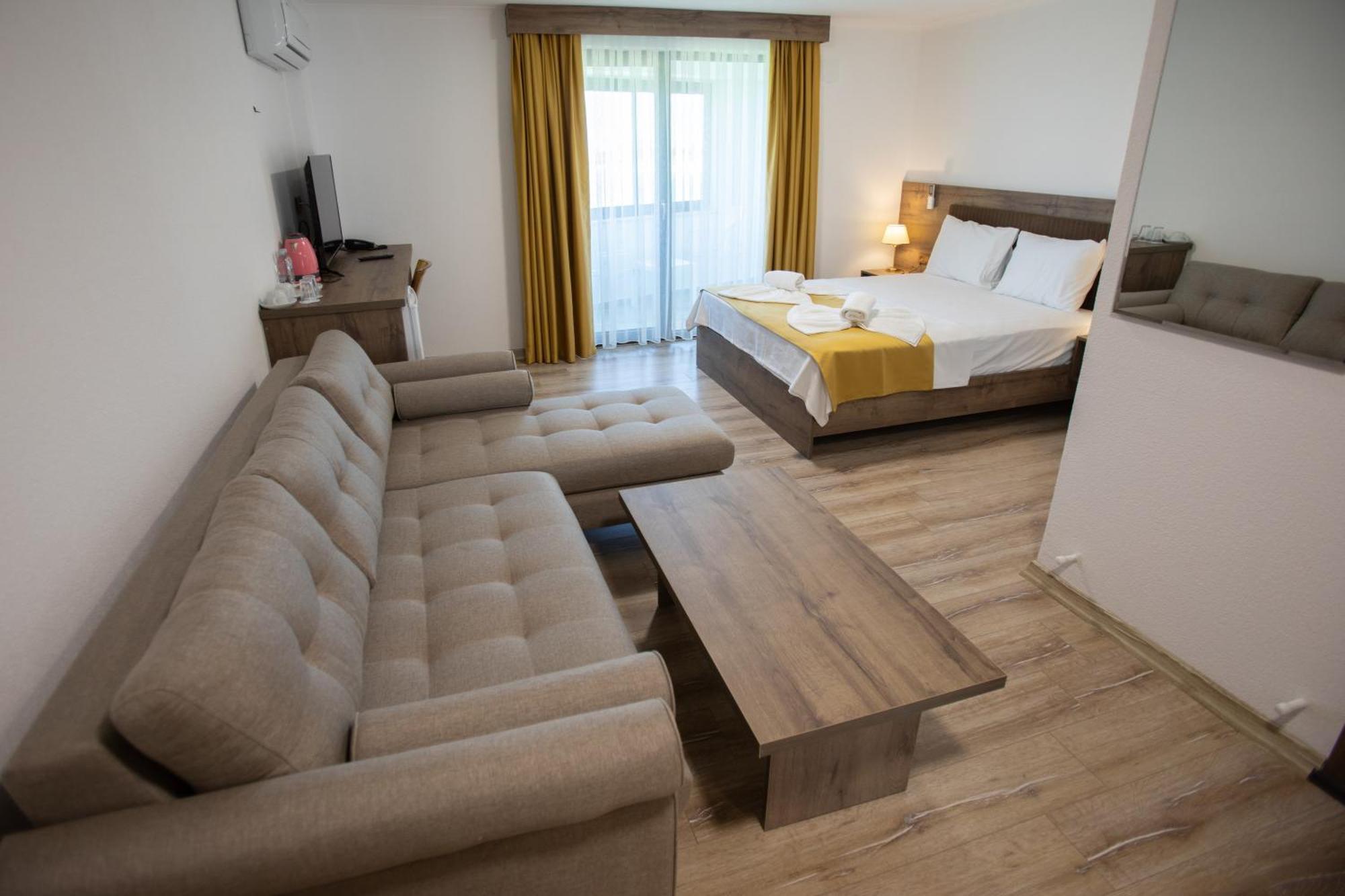 E87 Highway Otel Burhaniye Ngoại thất bức ảnh