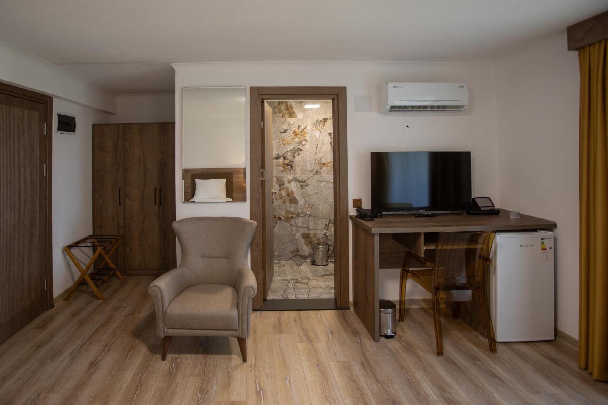 E87 Highway Otel Burhaniye Ngoại thất bức ảnh