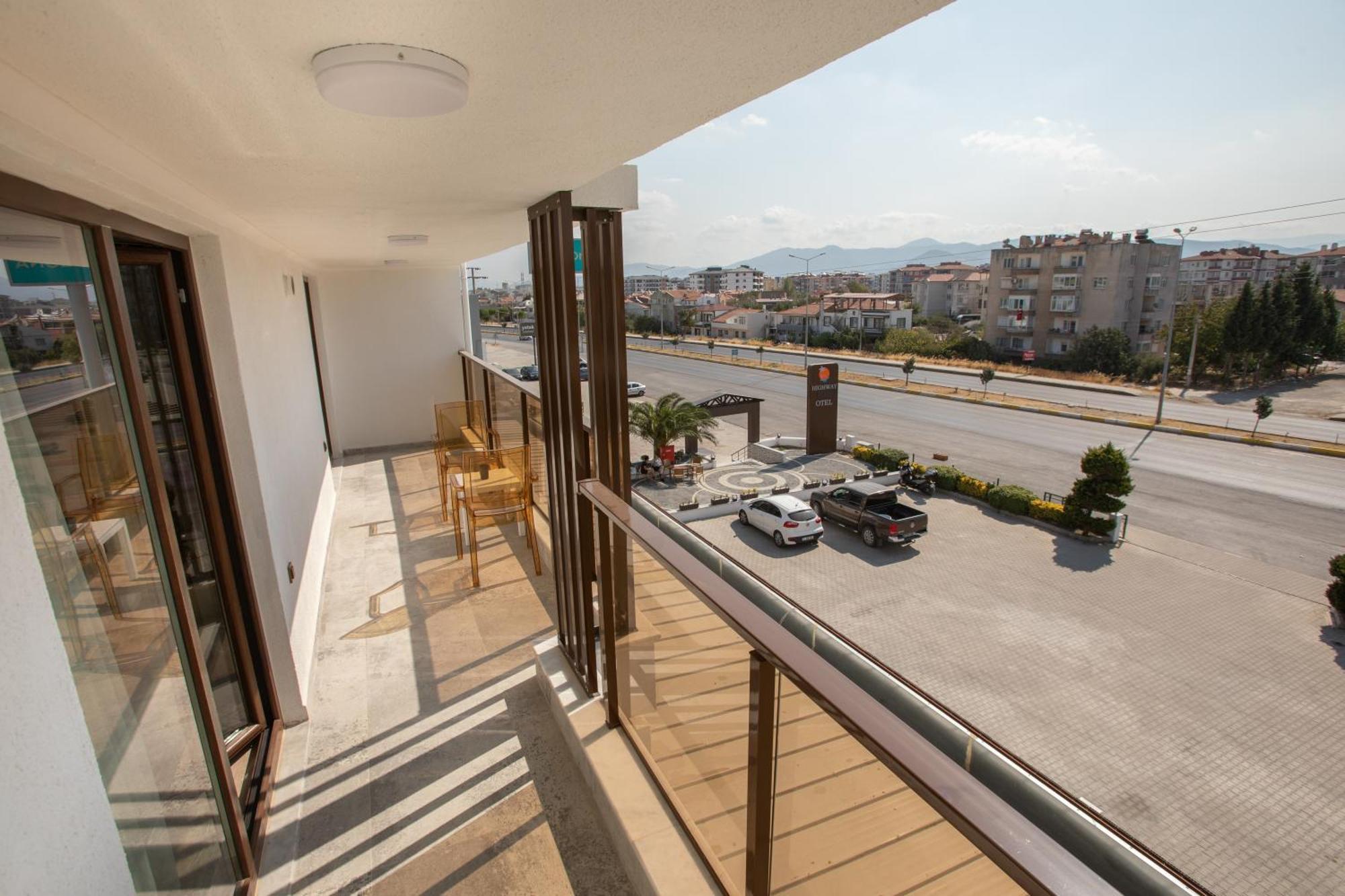 E87 Highway Otel Burhaniye Ngoại thất bức ảnh